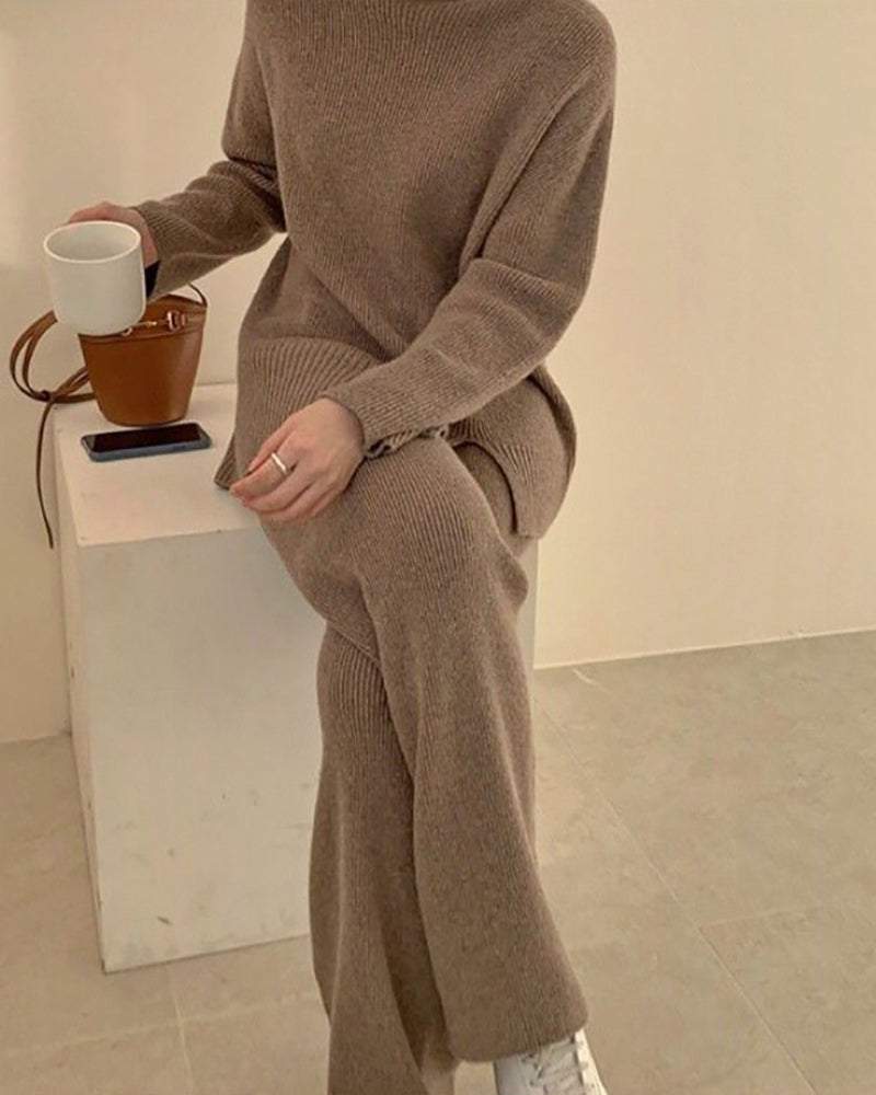 Simple two-piece knitted sweater & straight-leg pants