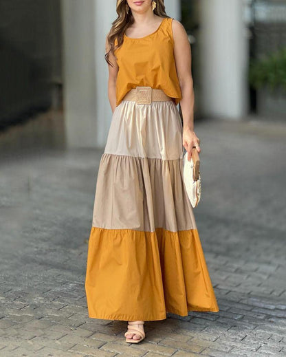 Stylish sleeveless two-piece suit