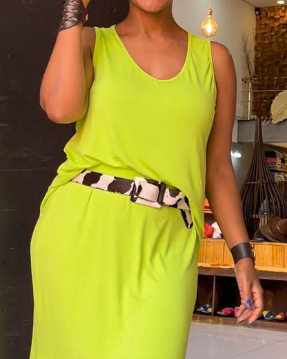 Solid Color Two Piece Set of Tank Top & Slit Skirt