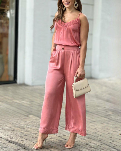 Solid color two-piece suit of V-neck camisole + trousers